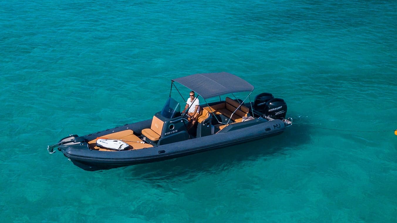 Nuova Jolly Prince 30 "Go Wild" en alquiler Ibiza